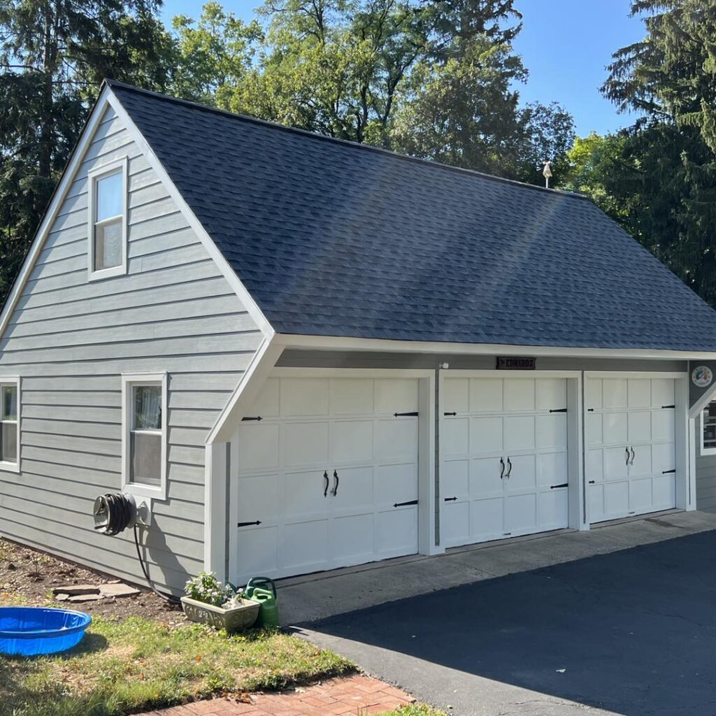 Garage in Yardley, PA with updated GAF roofing shingles